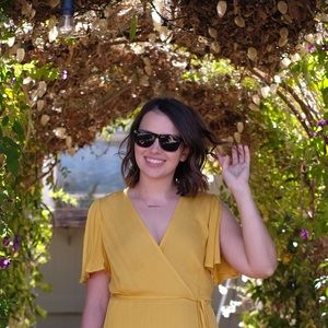 Meet your Posher, Felicity